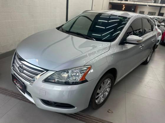 NISSAN SENTRA 2.0 SV 16V FLEX 4P AUTOMÁTICO NISSAN SENTRA 2.0 SV 16V FLEX 4P AUTOMÁTICO